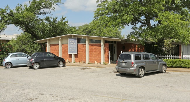 More details for 3000-3006 Medical Arts Dr – Office for Sale, Austin, TX