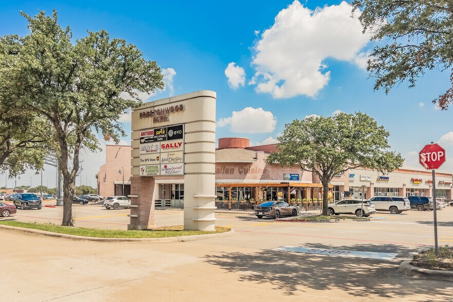 6505 W Park Blvd, Plano, TX à louer - Photo du bâtiment - Image 2 de 19