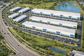 Plus de détails pour 2601 SE Willoughby Blvd, Stuart, FL - Local d'activités à louer