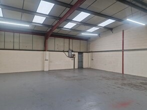 Martindale, Cannock for lease Interior Photo- Image 2 of 4