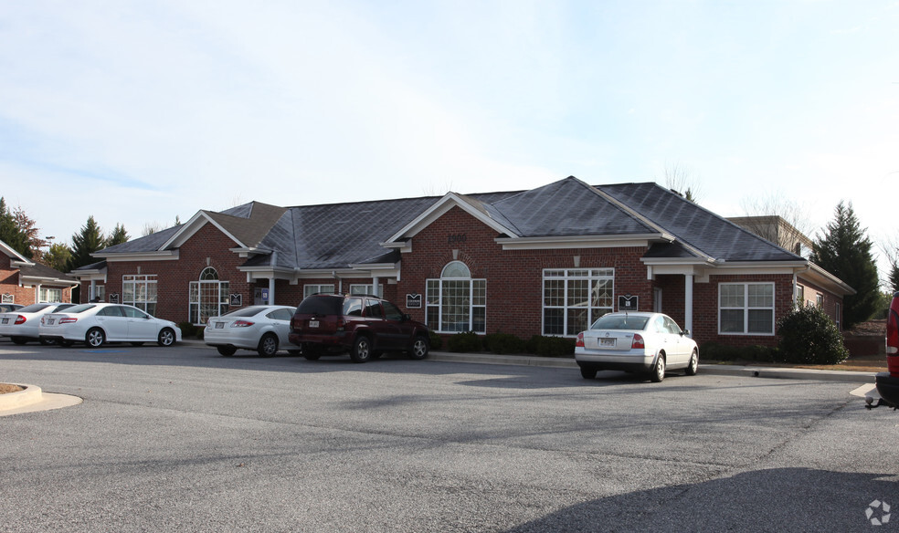 2450 Atlanta Hwy, Cumming, GA for sale - Building Photo - Image 1 of 1