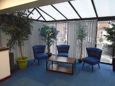 40 Station Rd, Westbury for lease - Interior Photo - Image 2 of 4