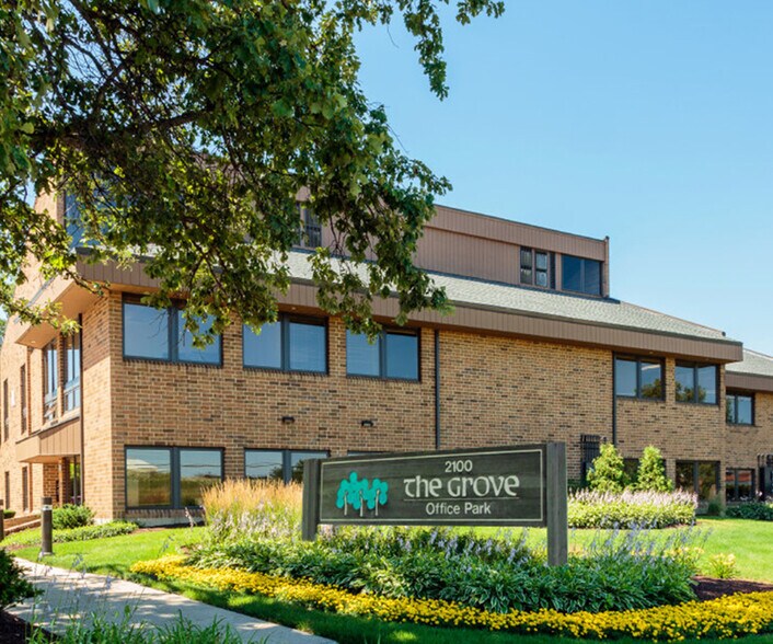 2100 Manchester Rd, Wheaton, IL à louer - Photo du bâtiment - Image 2 de 6