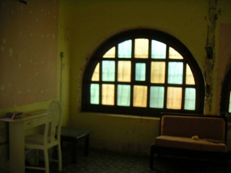 Commerce de détail dans El Ejido, Almería à louer - Photo du bâtiment - Image 2 de 5