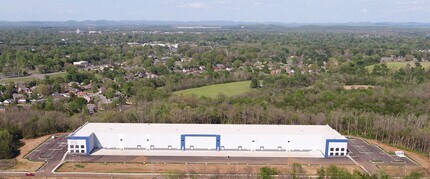 315 W Rutherford Blvd, Murfreesboro, TN à louer Photo du bâtiment- Image 2 de 12