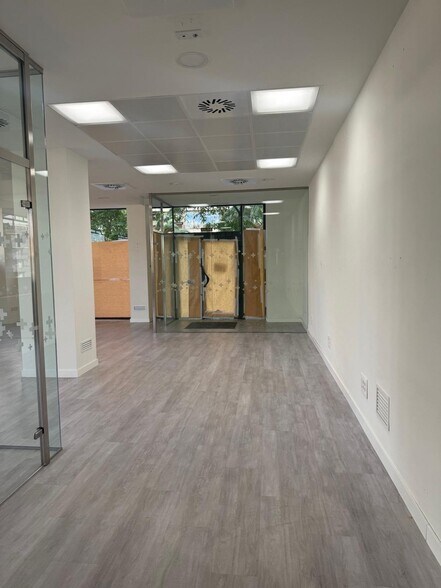 Retail in Cáceres, Cáceres for lease - Building Photo - Image 2 of 22