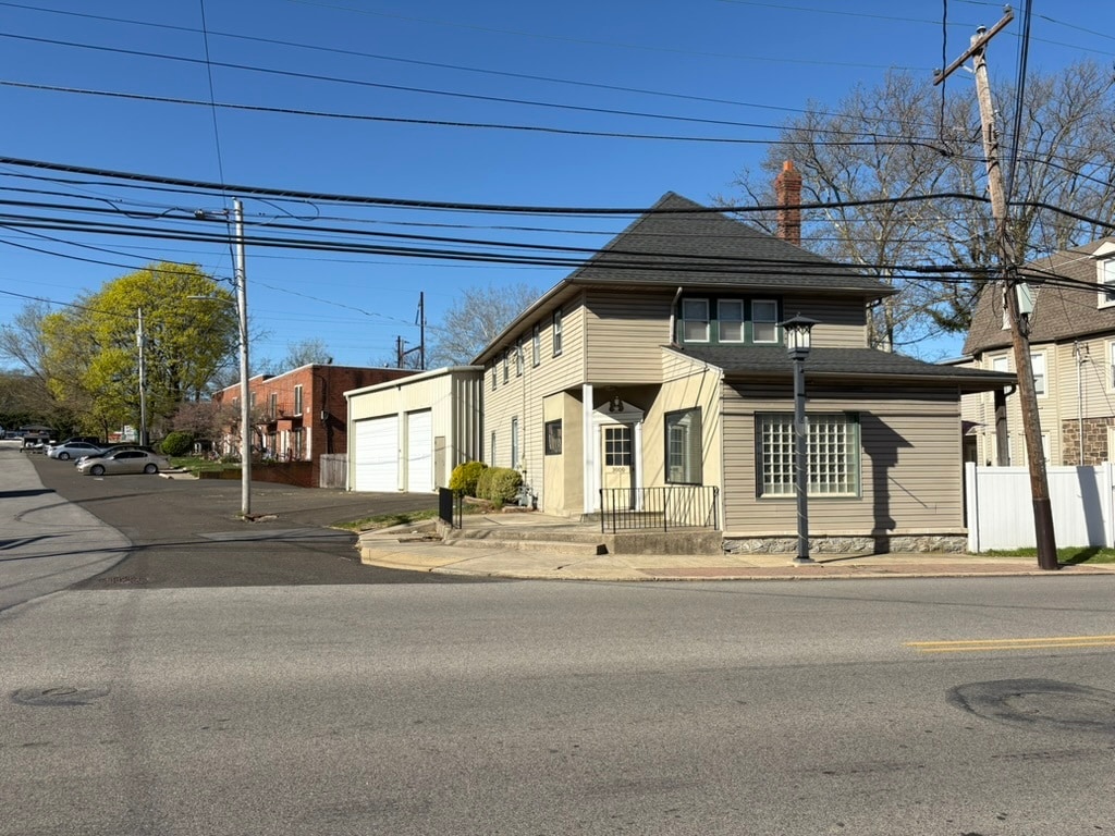 3000 Mount Carmel Ave, Glenside, PA à vendre Photo du bâtiment- Image 1 de 11