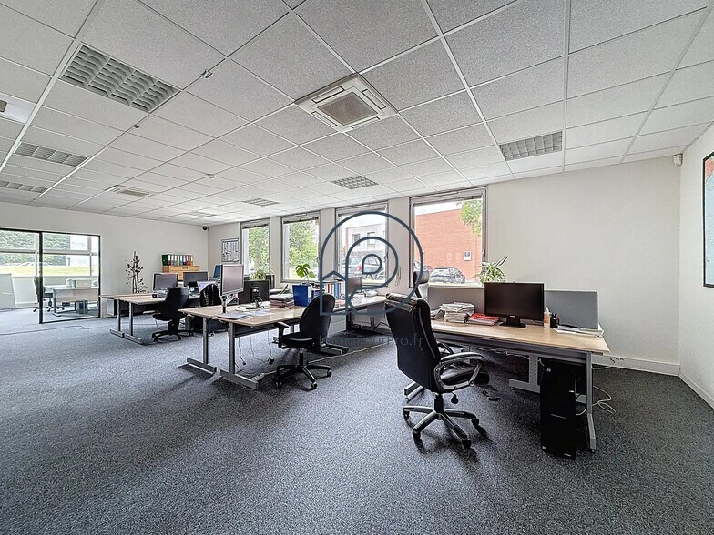 Office in Lambersart for sale - Interior Photo - Image 2 of 11