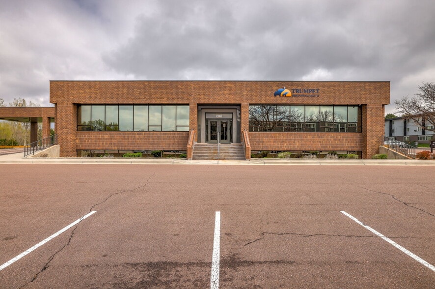 2150 Lelaray St, Colorado Springs, CO for sale - Building Photo - Image 3 of 14