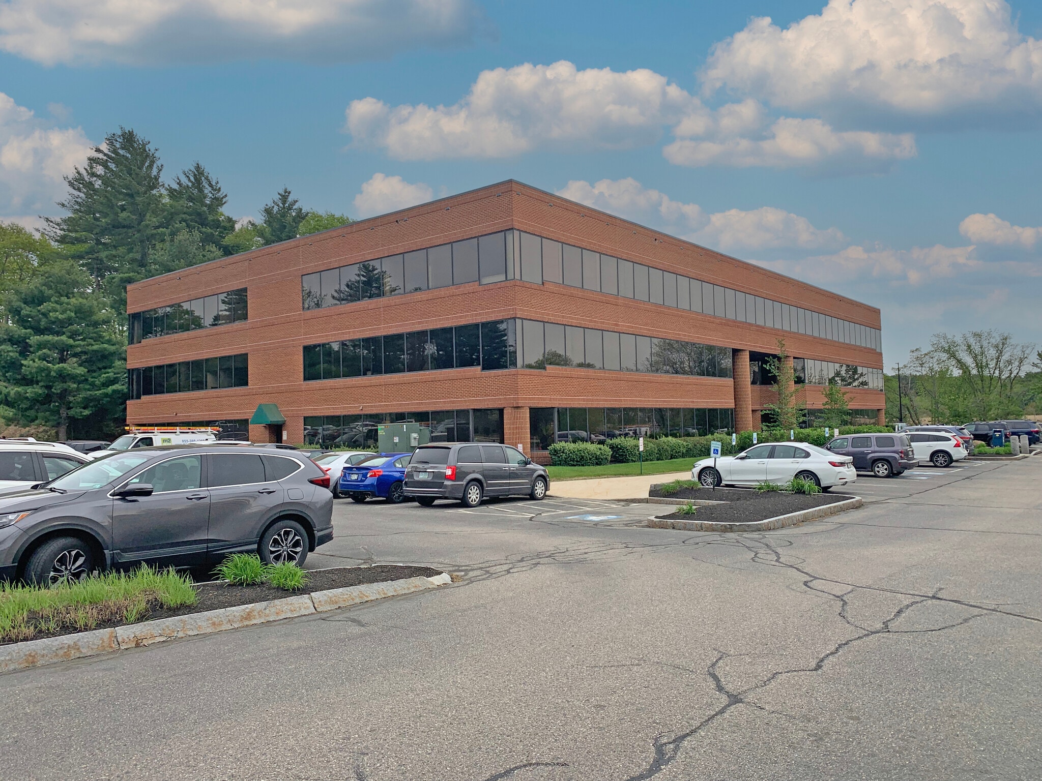 330 Borthwick Ave, Portsmouth, NH for lease Primary Photo- Image 1 of 5