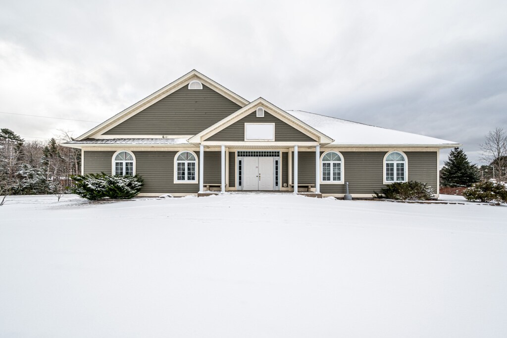 13549 Peggys Cove Rd, Halifax, NS for sale Primary Photo- Image 1 of 1