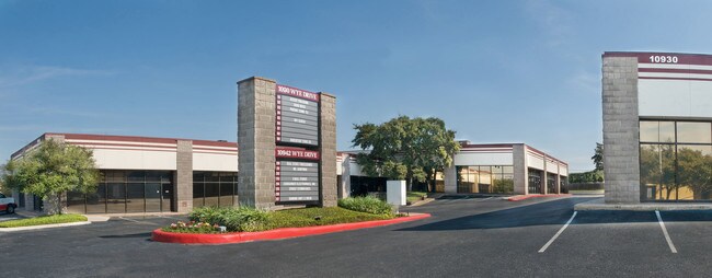 Plus de détails pour 10942 Wye Dr, San Antonio, TX - Local d'activités à louer