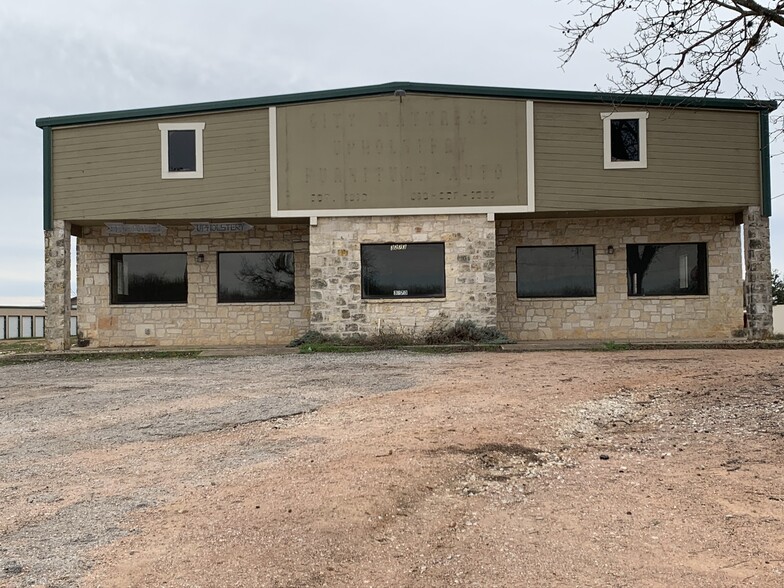 3273 E US Highway 290, Fredericksburg, TX à vendre - Photo principale - Image 1 de 1