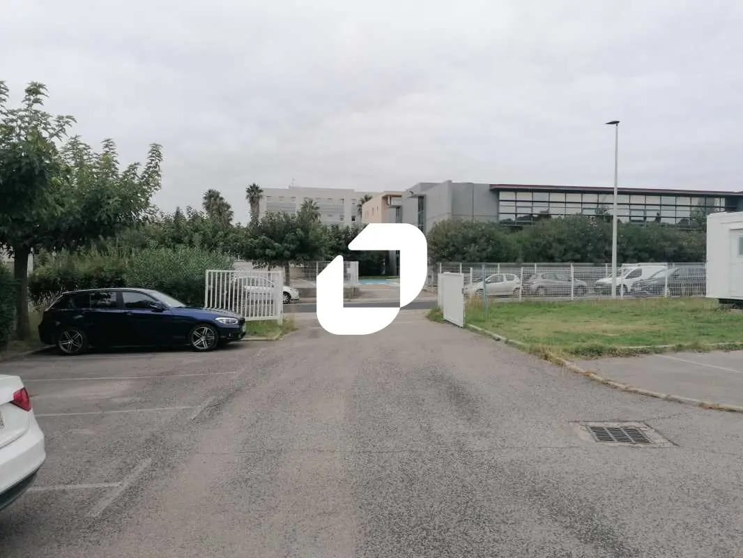 Flex in Montpellier for lease Building Photo- Image 1 of 16