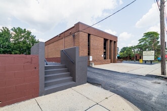 1550 W 5th Ave, Columbus, OH for sale Building Photo- Image 2 of 8