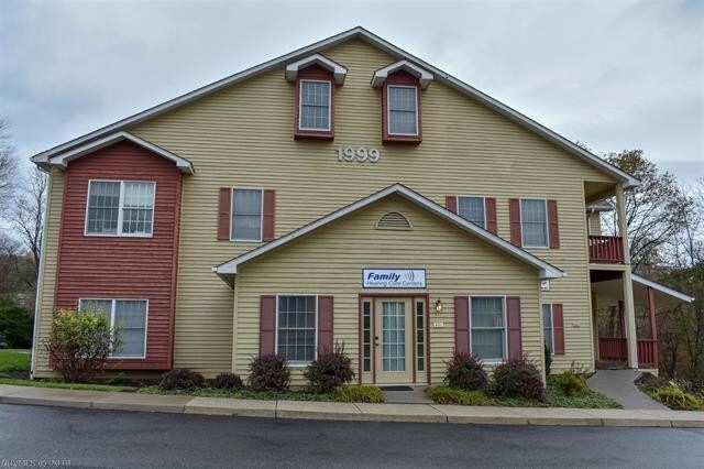 1999 S Main St, Blacksburg, VA for lease Primary Photo- Image 1 of 18