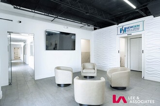 2333 N State Road 7, Margate, FL for lease Interior Photo- Image 1 of 29