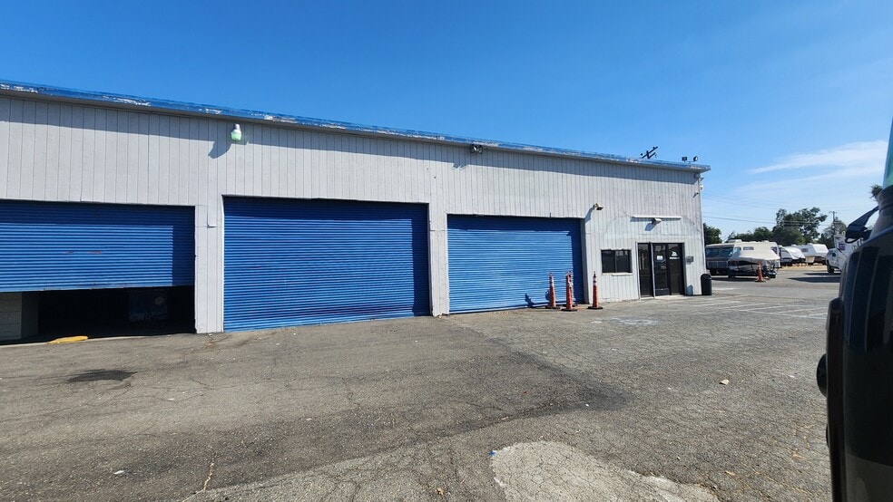 1051 El Camino Ave, Sacramento, CA for lease - Building Photo - Image 2 of 5