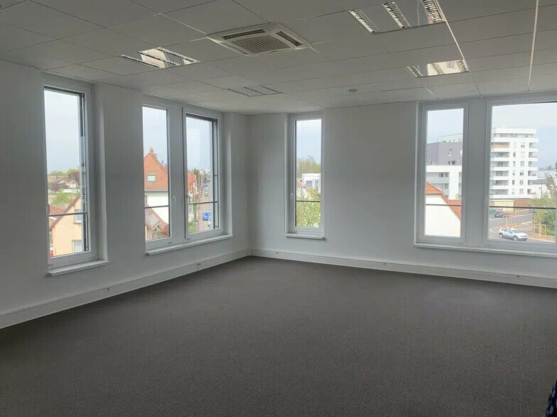 Bureau dans Strasbourg à louer - Photo intérieure - Image 3 de 8