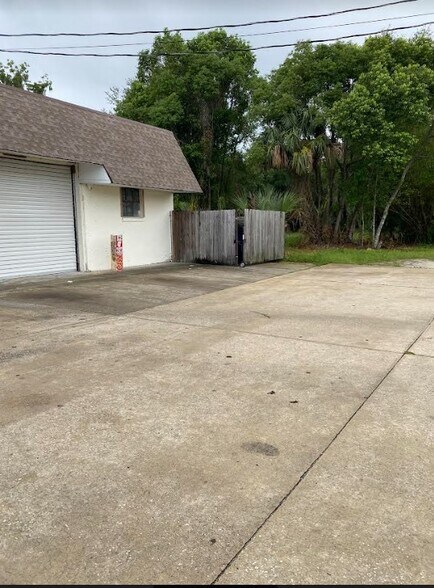 184 N Center St, Pierson, FL à vendre - Photo du bâtiment - Image 3 de 17
