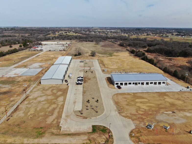 6815 Rendon Bloodworth Rd, Fort Worth, TX à louer - Photo principale - Image 1 de 20