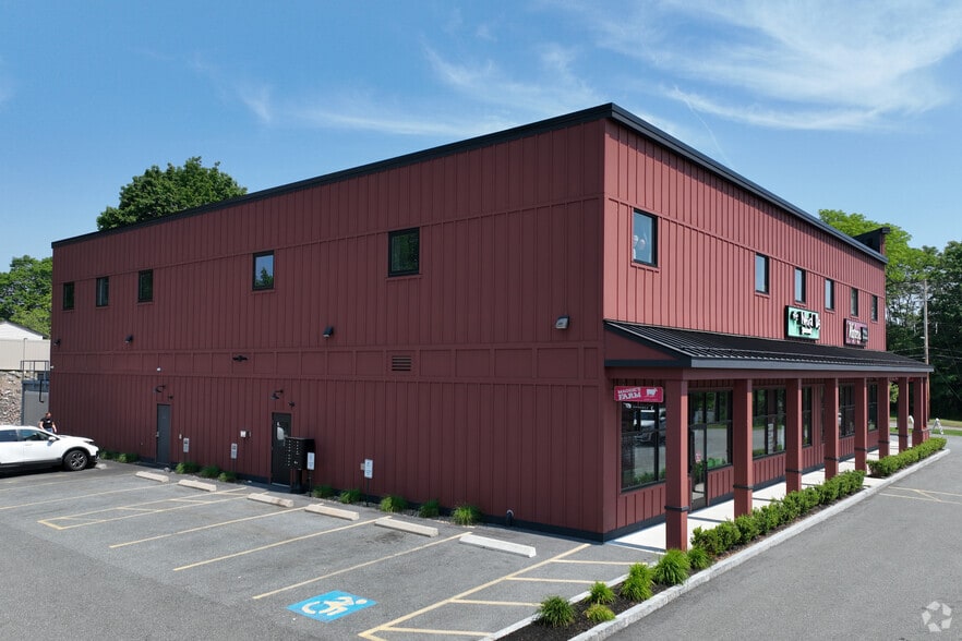 189-191 S Main St, Middleton, MA for lease - Building Photo - Image 2 of 4