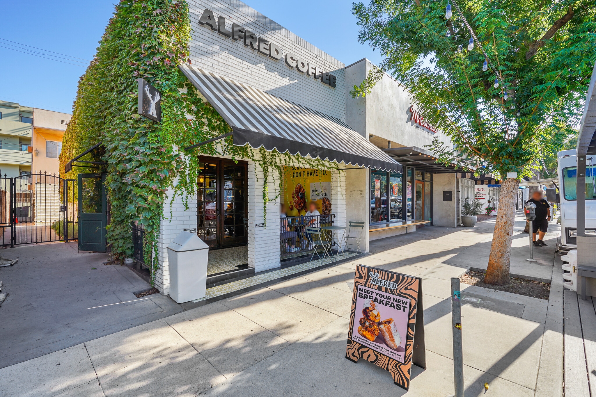 12073-12077 Ventura Pl, Studio City, CA for sale Building Photo- Image 1 of 1