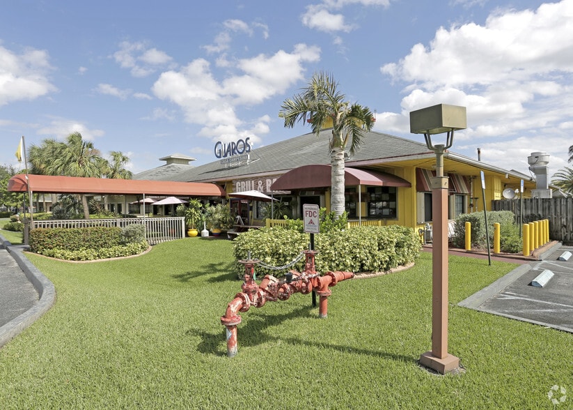 3333 N University Dr, Hollywood, FL for lease - Primary Photo - Image 1 of 20