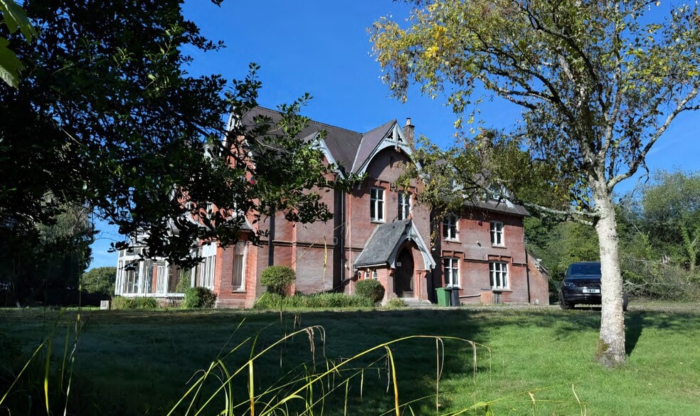 186 Main Rd, Fair Oak à vendre - Photo du bâtiment - Image 2 de 10