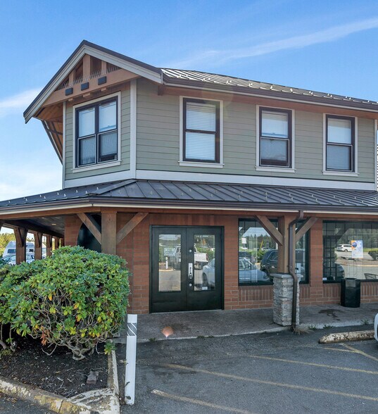 790 176 St, Surrey, BC à louer - Photo du bâtiment - Image 3 de 4