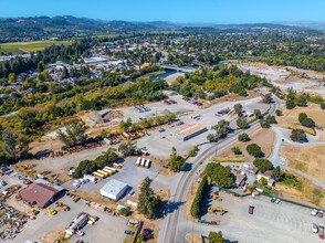 13611 Healdsburg Ave, Healdsburg, CA - AERIAL  map view - Image1