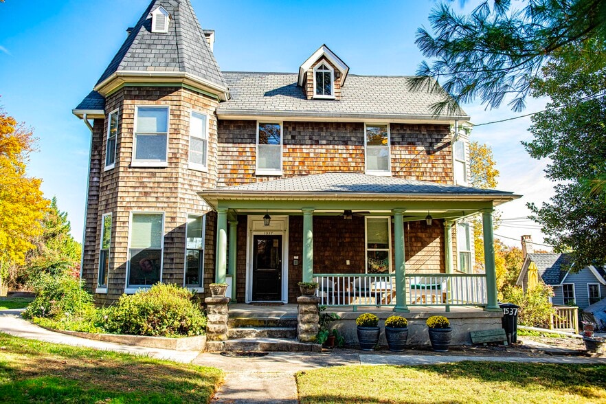 1537 S Rolling Rd, Halethorpe, MD à vendre - Photo du bâtiment - Image 1 de 22