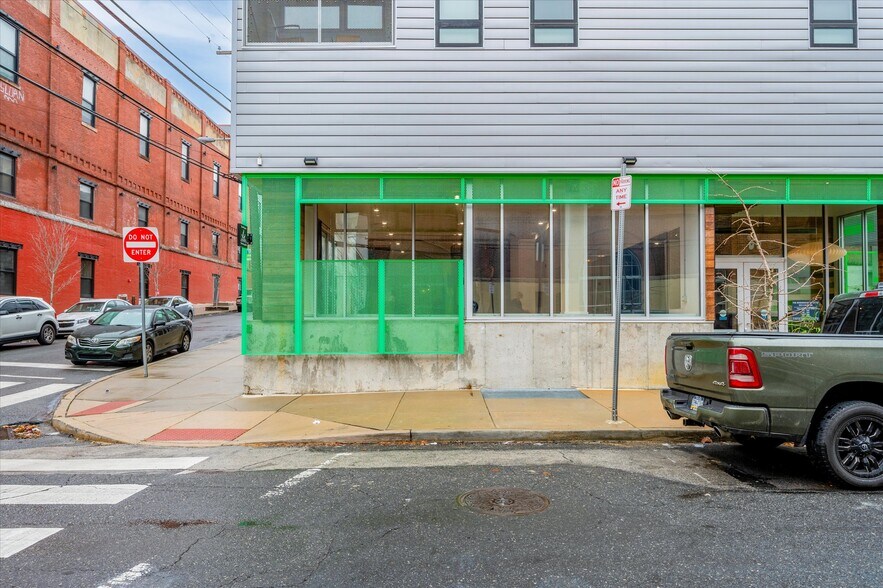 1501 N 31st St, Philadelphia, PA à louer - Photo du bâtiment - Image 2 de 32