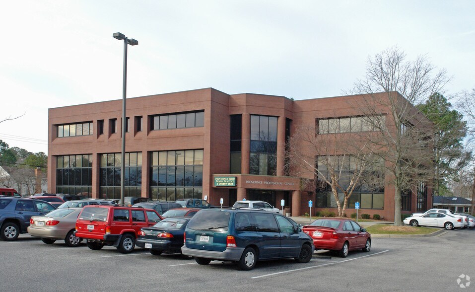 5320 Providence Rd, Virginia Beach, VA for lease - Building Photo - Image 1 of 19