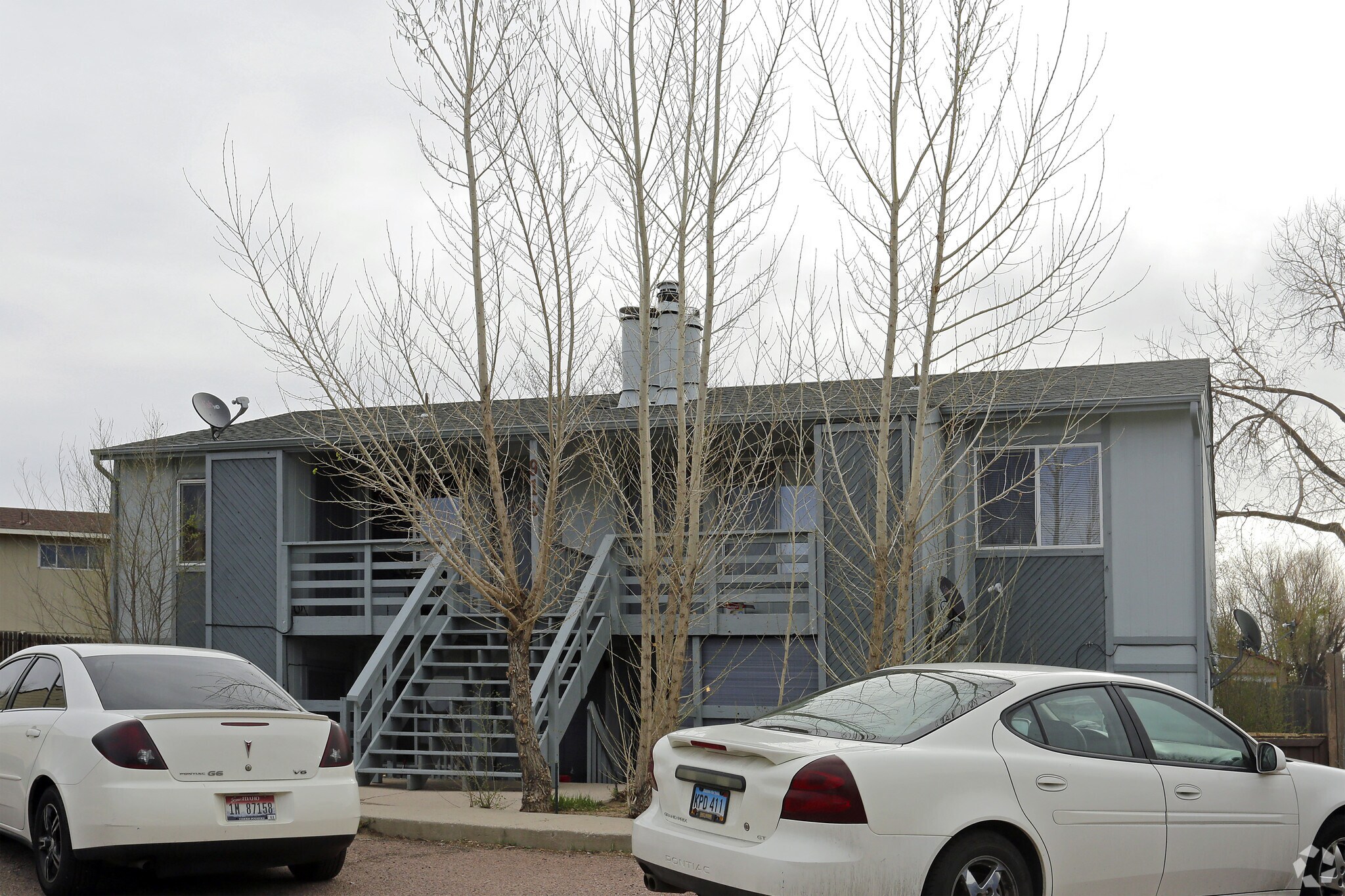 East Colorado Portfolio portfolio of 5 properties for sale on LoopNet.ca Primary Photo- Image 1 of 6
