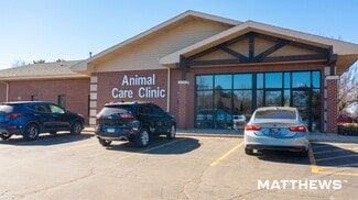 More details for 230 Stonegate Rd, Algonquin, IL - Retail for Sale