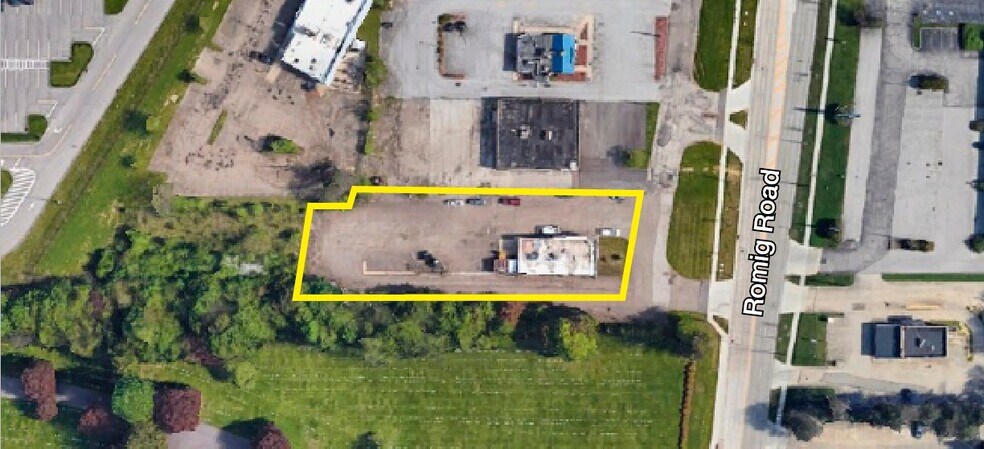 2546 Romig Rd, Akron, OH à vendre - Photo du bâtiment - Image 2 de 2