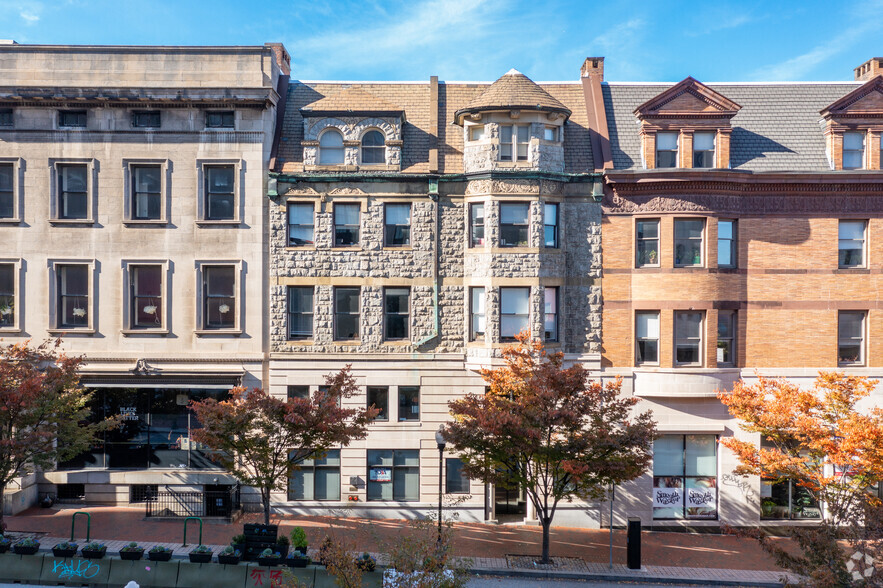 1110 N Charles St, Baltimore, MD for lease - Primary Photo - Image 1 of 6