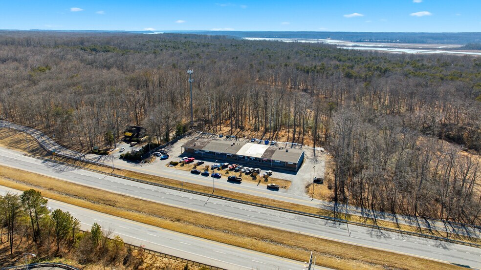 5472-5486 Southern Maryland Blvd, Lothian, MD à vendre - Photo du bâtiment - Image 2 de 7