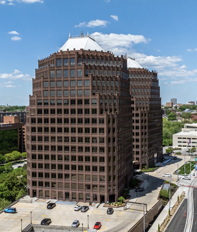 4520 main St, Kansas City, MO for lease Building Photo- Image 1 of 4