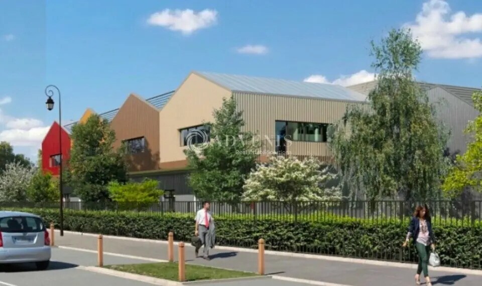 Local d'activités dans Montgeron à vendre - Photo du bâtiment - Image 1 de 2