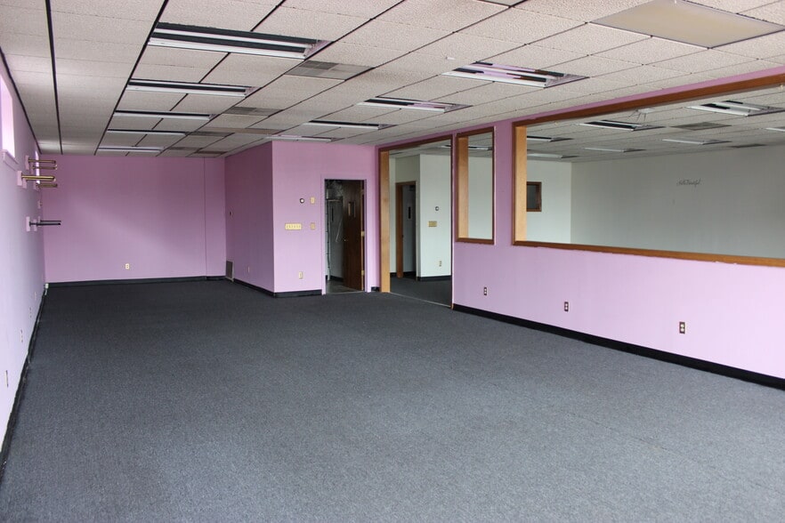 1384-1388 Dixwell Ave, Hamden, CT à louer - Photo intérieure - Image 2 de 41