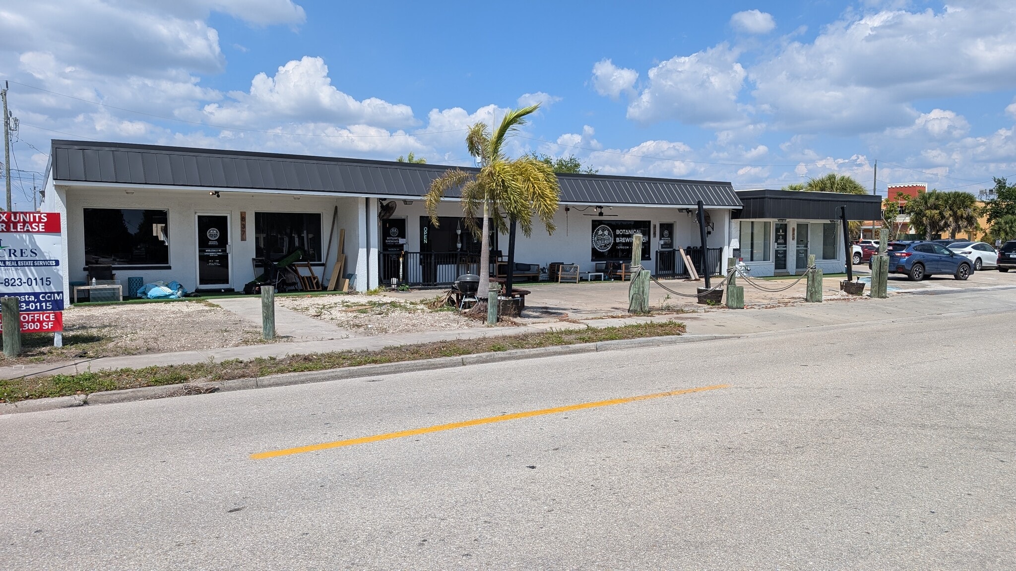 837-843 Miramar St, Cape Coral, FL for lease Primary Photo- Image 1 of 4