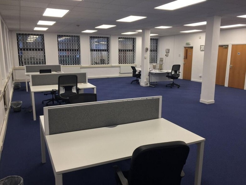 Kingsway, Gateshead for lease - Building Photo - Image 3 of 22