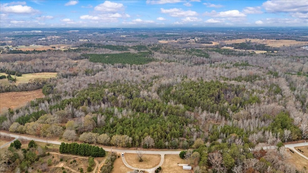 2016 Hwy 417, Woodruff, SC à vendre - Photo du bâtiment - Image 3 de 10