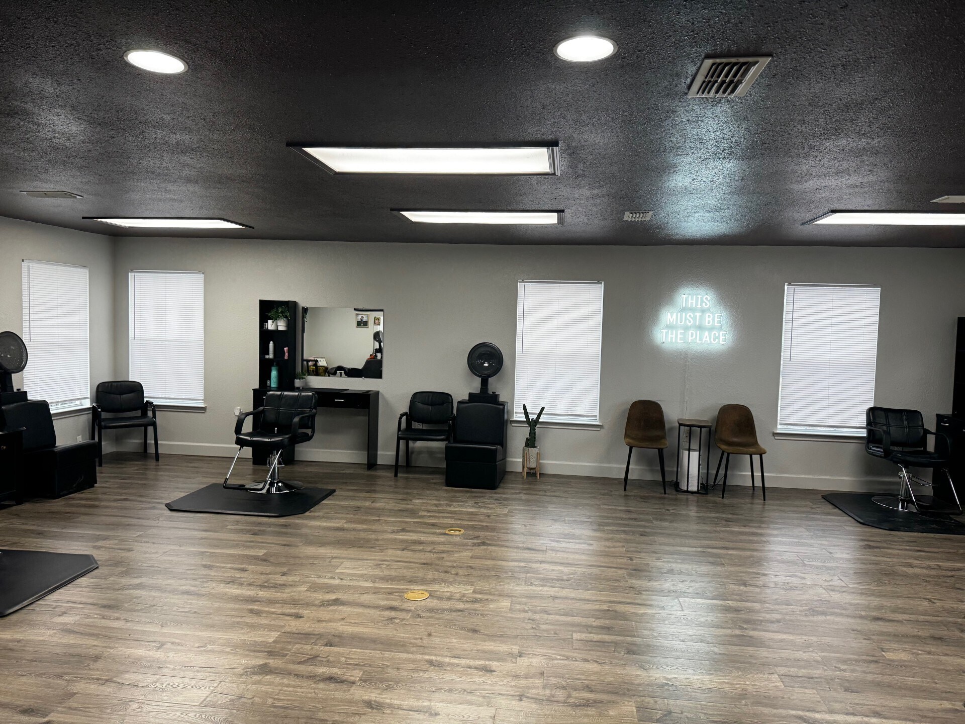 843 Sidney Baker St, Kerrville, TX for lease Interior Photo- Image 1 of 8
