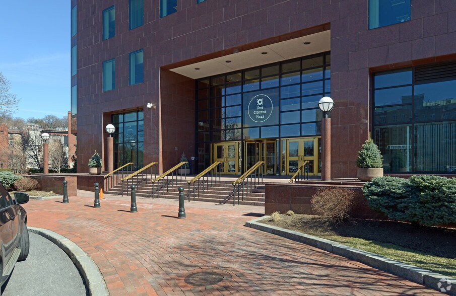 1 Citizens Plz, Providence, RI à louer - Photo du bâtiment - Image 1 de 4