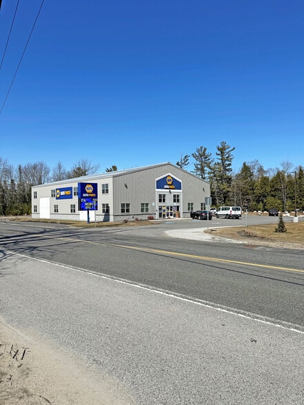 328 Portland Rd, Bridgton, ME for sale - Primary Photo - Image 1 of 3