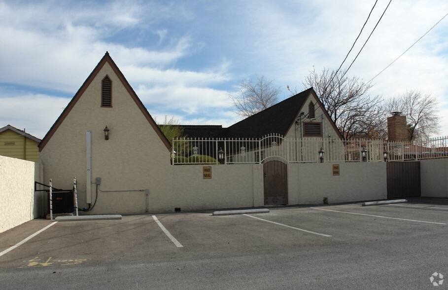 610 S 7th St, Las Vegas, NV for lease - Building Photo - Image 2 of 13