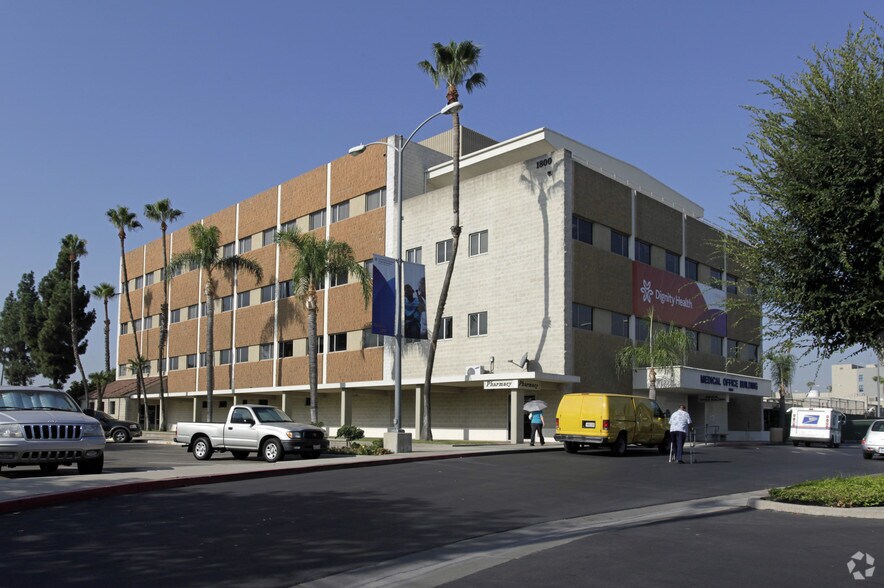 1800 N Western Ave, San Bernardino, CA à louer - Photo du bâtiment - Image 3 de 6